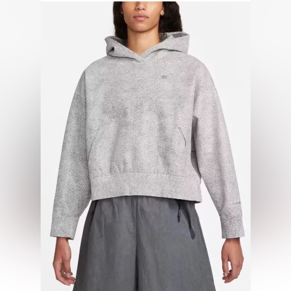 Nike Light Gray Hooded Pullover Sweatshirt